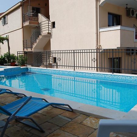 Apartments Srzentic Petrovac Ngoại thất bức ảnh