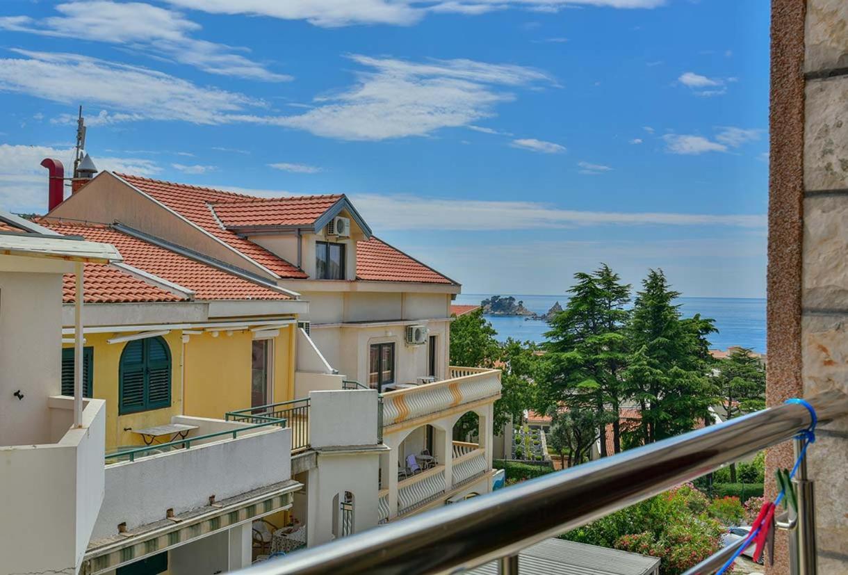 Apartments Srzentic Petrovac Ngoại thất bức ảnh