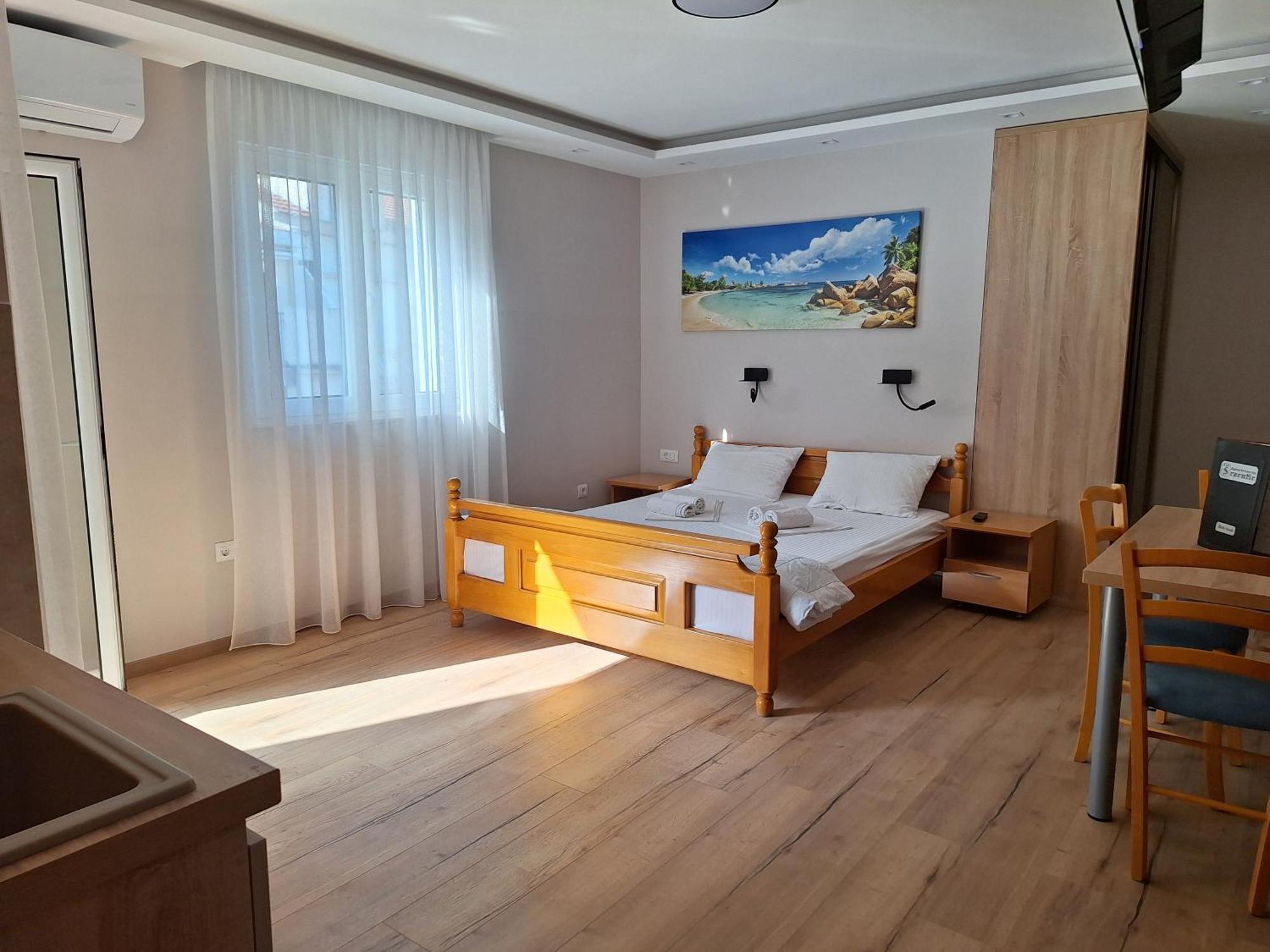 Apartments Srzentic Petrovac Ngoại thất bức ảnh