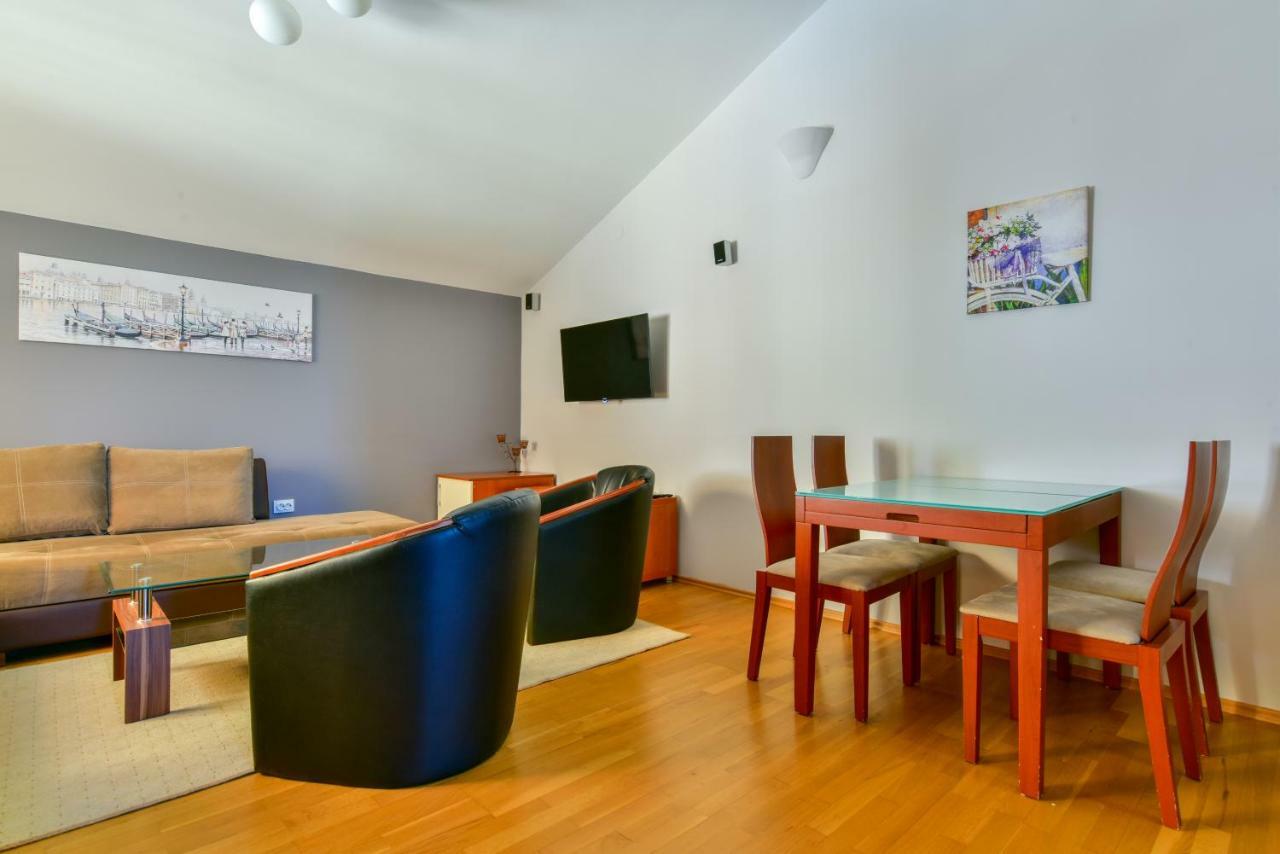 Apartments Srzentic Petrovac Ngoại thất bức ảnh