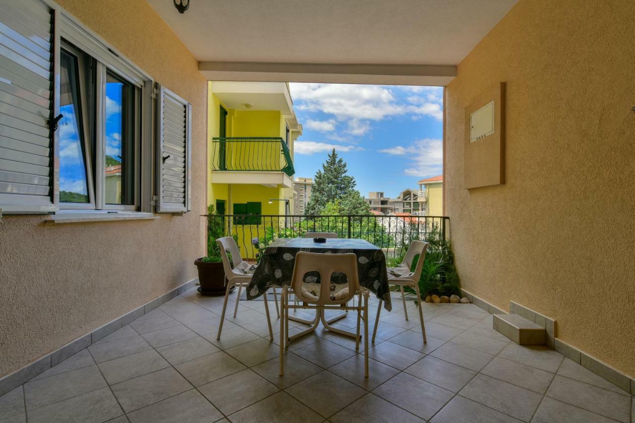 Apartments Srzentic Petrovac Ngoại thất bức ảnh